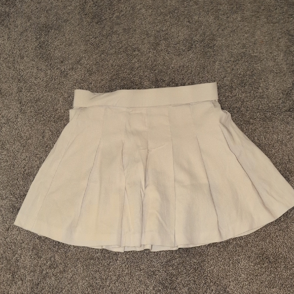 Joe B Classic White Skirt